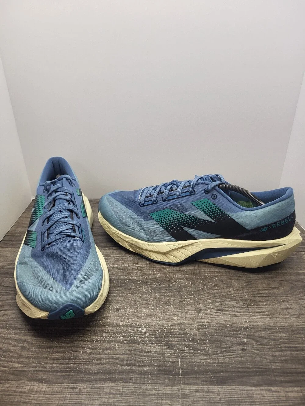 New Balance FuelCell Rebel V4 Blue Running Shoes Men's Size 13 EE